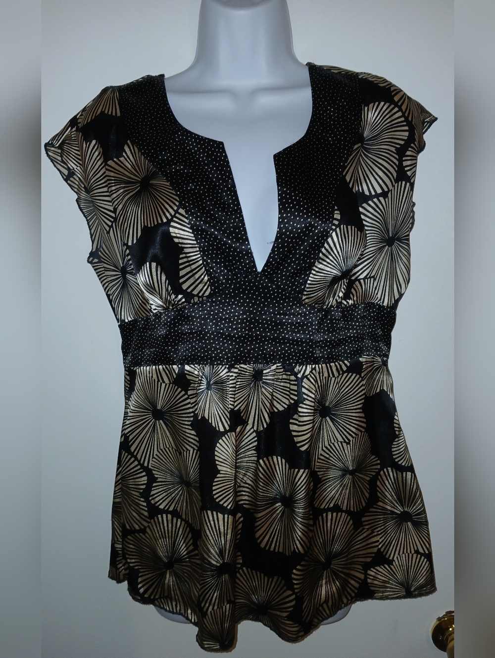 Pre-loved Black & Gold Floral V-Neck Blouse.